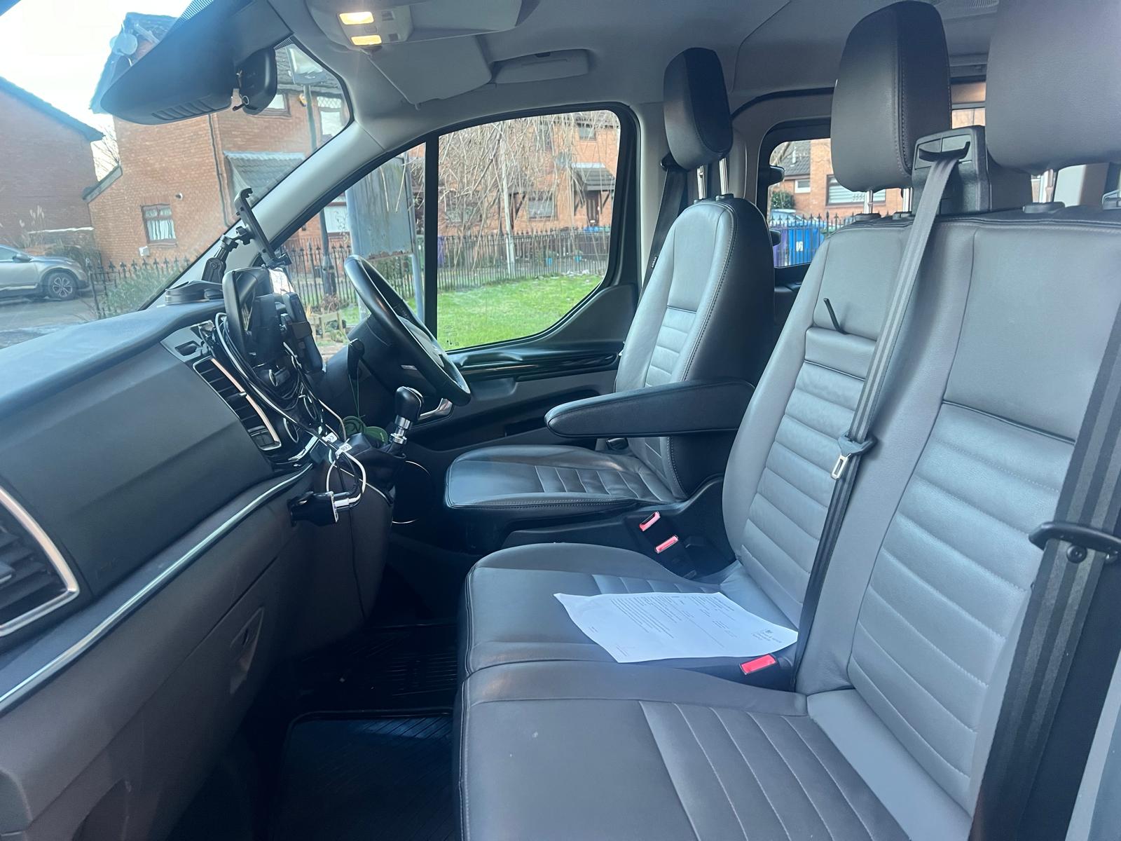 Ford Tourneo Custom Titanium detail 4